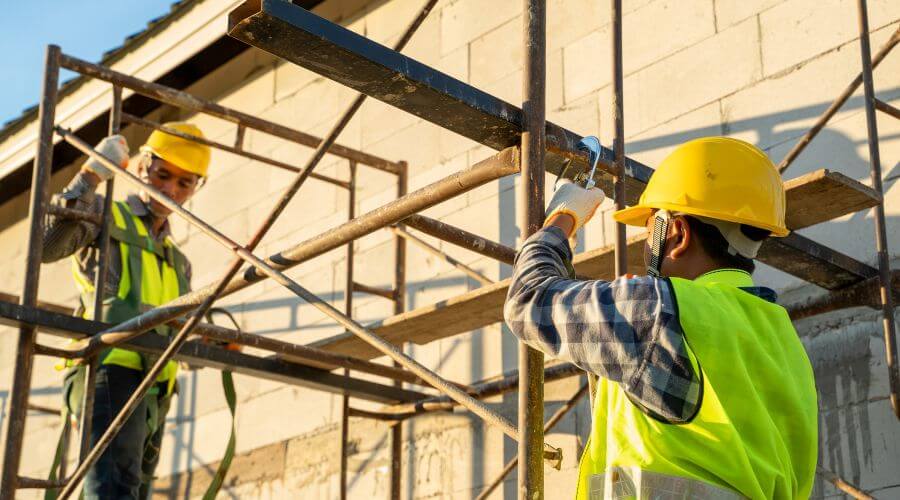 Professional fairlawn roofing services in Whittington, IL